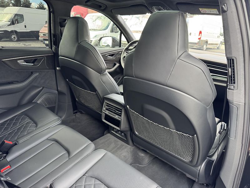 Audi SQ7 SQ7,373kw,7míst,ČR-1.maj. - fotka 22 z 51