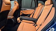 BMW X3.