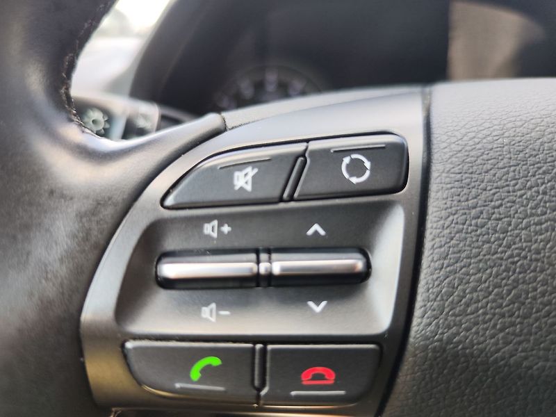 Hyundai i30 1.0 T-GDI/88kW Trikolor komfor - fotka 19 z 28
