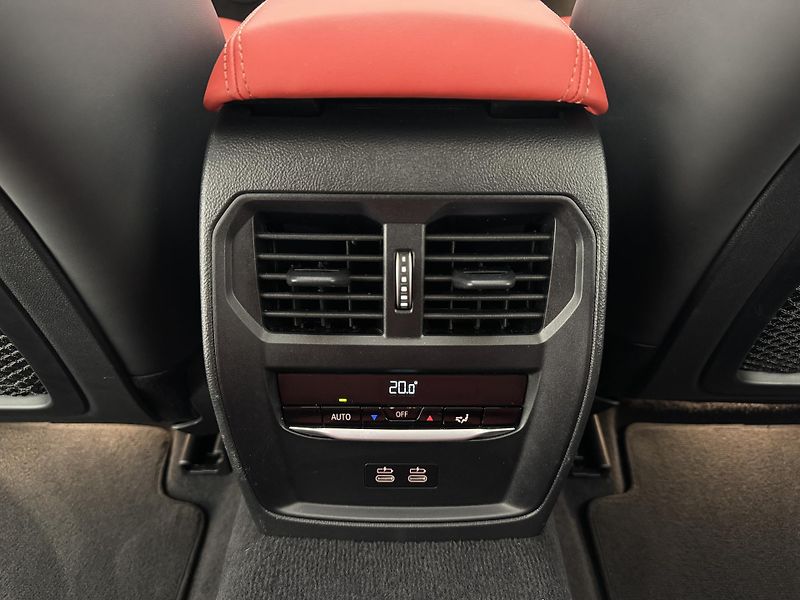BMW Řada 4 M440i*4x4*275kw*1-MAJ*DPH*M-Pa - fotka 17 z 51