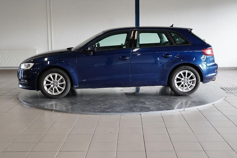 Audi A3 - fotka 3 z 22