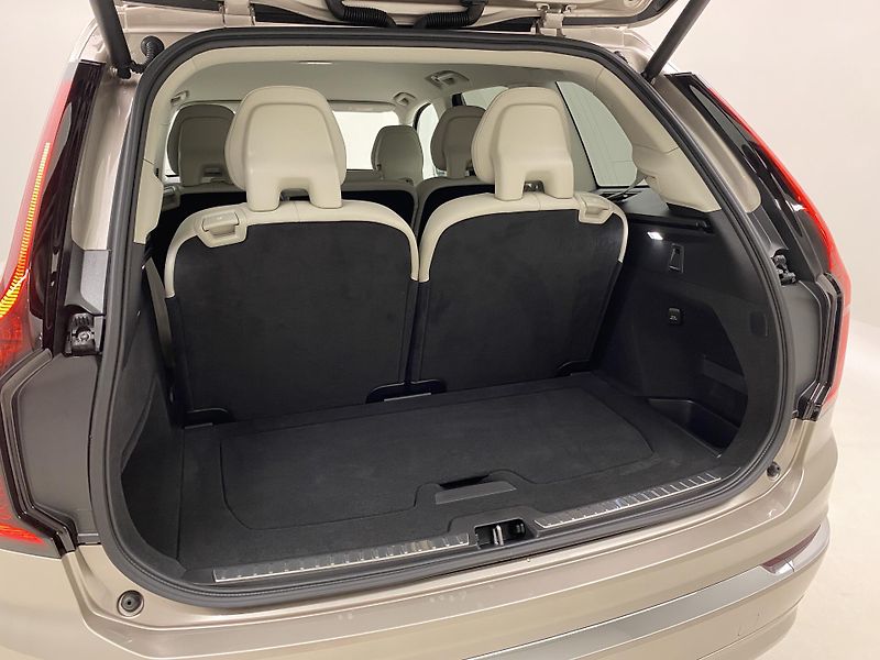 Volvo XC90 (2026) B5 AWD AUT BRIGHT PLUS 7míst - fotka 23 z 71
