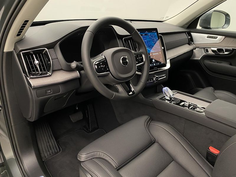 Volvo XC90 (2026) B5 AWD AUT BRIGHT PLUS 7míst - fotka 25 z 73