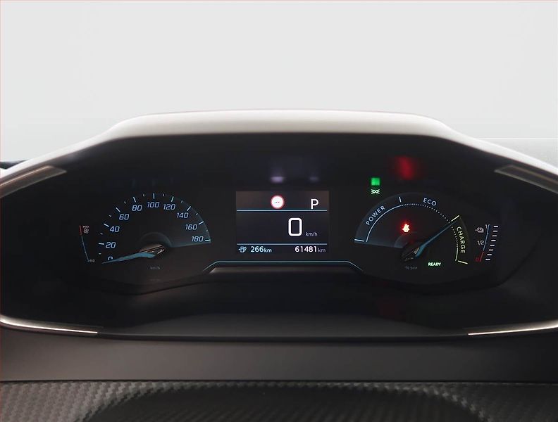 Peugeot 2008 (2022) Active 50 kWh, SoH 91% - fotka 11 z 25