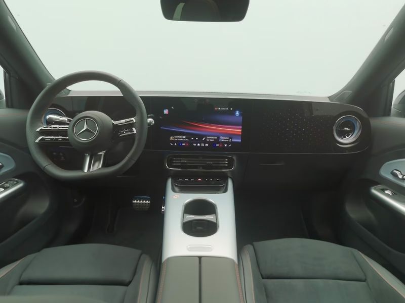 Mercedes-Benz GLB 250+ AMG Advanced+ Pano MULTIB - fotka 10 z 14