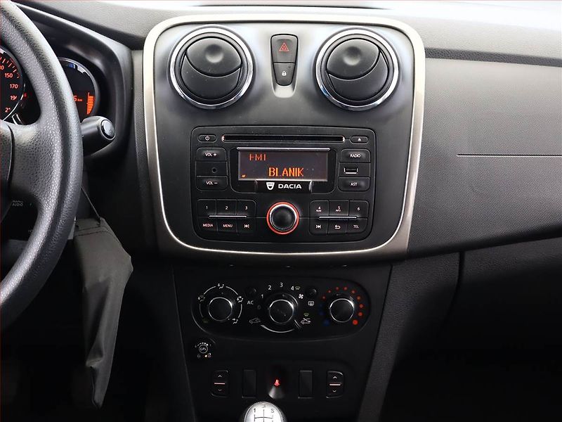 Dacia Logan (2014) 1.2 16V, LPG, Serv.kniha - fotka 10 z 13