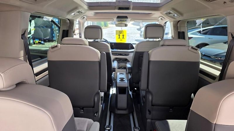 Volkswagen Multivan (2022) 1.4 TSI PHEV 160kW Style - fotka 19 z 51