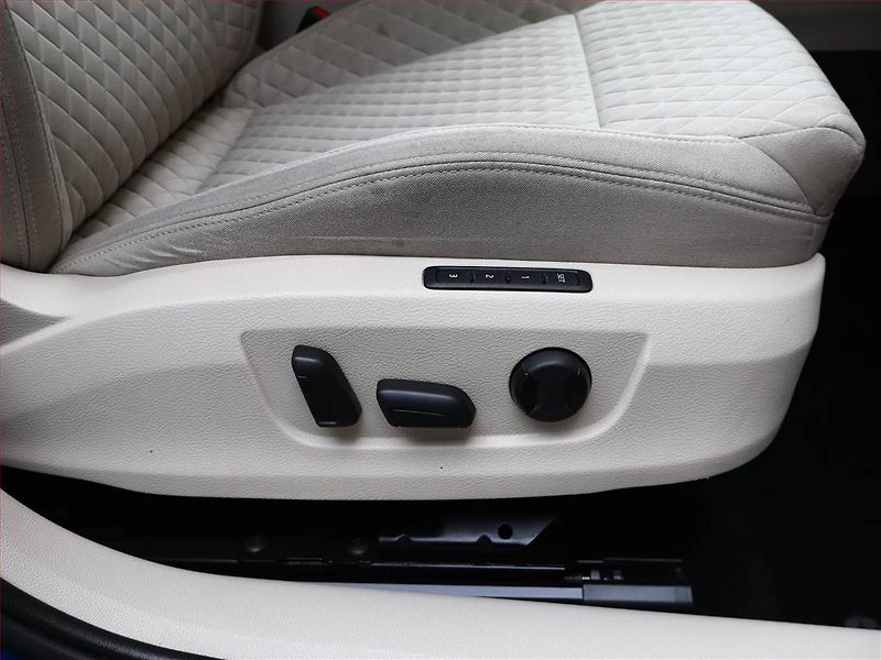 Škoda Superb (2018) 1.4 TSI, Automat, Tempomat - fotka 18 z 20