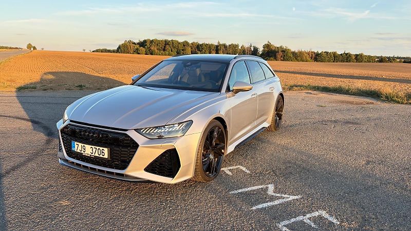 Audi RS 6 AVANT 4.0i - fotka 4 z 11