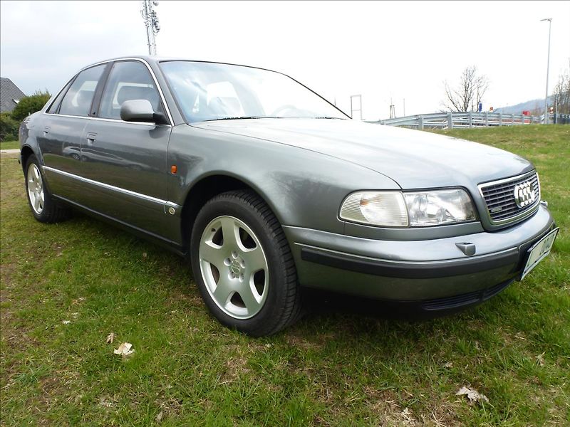 Audi A8 4,2 V8 Quattro 4x4 AUTOMAT - fotka 6 z 65