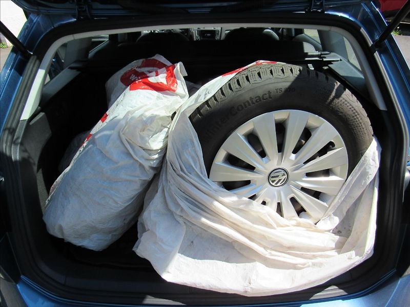 Volkswagen Golf 1,4 TSi 90kW Comfortline - fotka 26 z 34