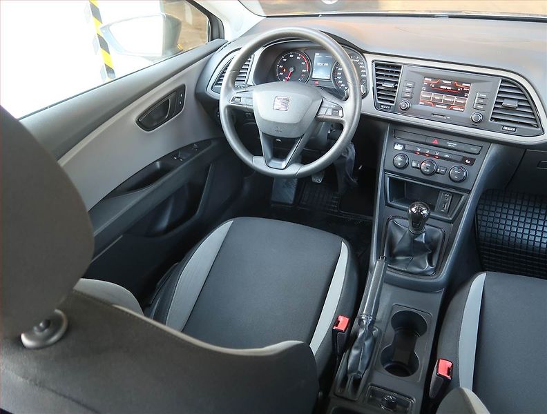 Seat Leon (2016) 1.2 TSI, Tempomat - fotka 7 z 16