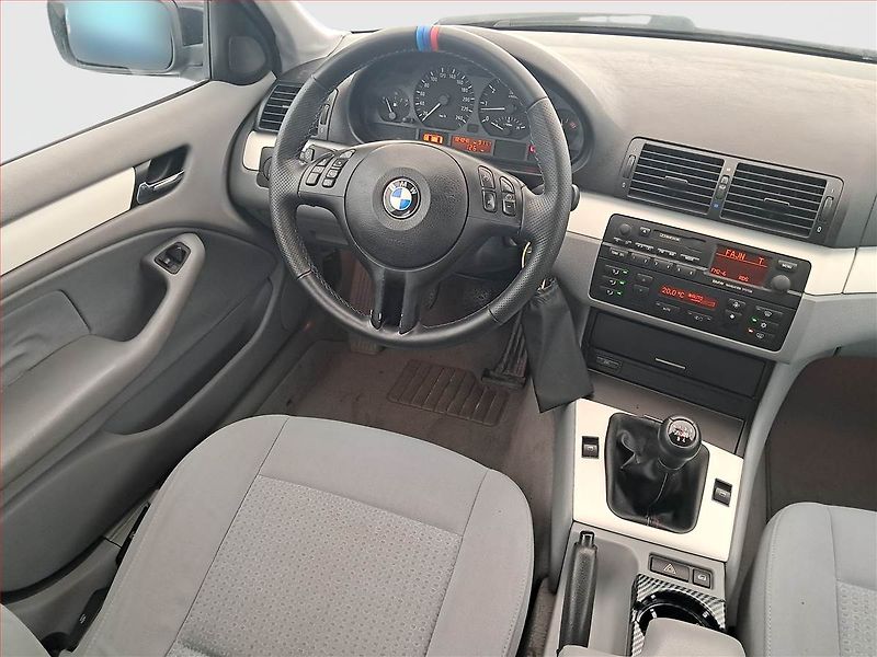 BMW Řada 3 (2004) 325 i, nová STK, jezdí dobře - fotka 7 z 16