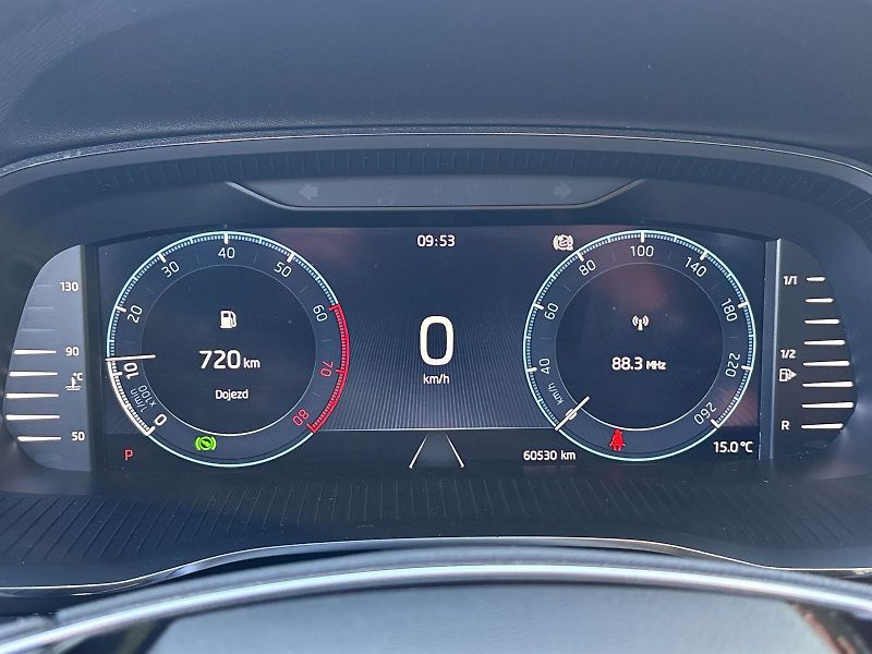 Škoda Octavia (2022) 1.5 TSI M-HEV DSG Ambition+ - fotka 7 z 32