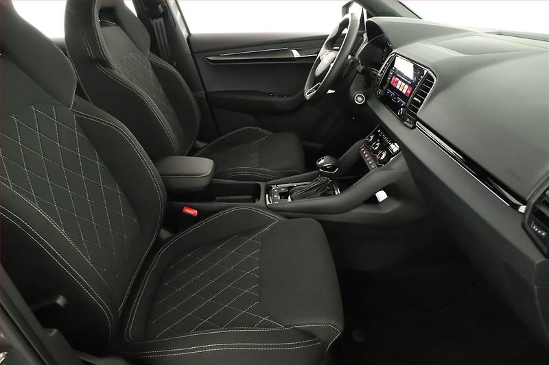 Škoda Karoq (2025) 1.5 TSI, SPORTLINE, AUTOMAT - fotka 7 z 17