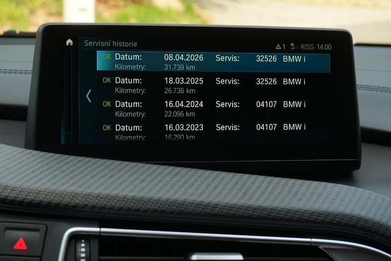 BMW i8 Coupe, Facelift, Lasery - fotka 17 z 28
