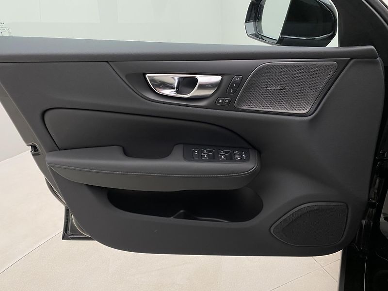 Volvo V60 (2026) B4 AUT BRIGHT PLUS - fotka 7 z 61