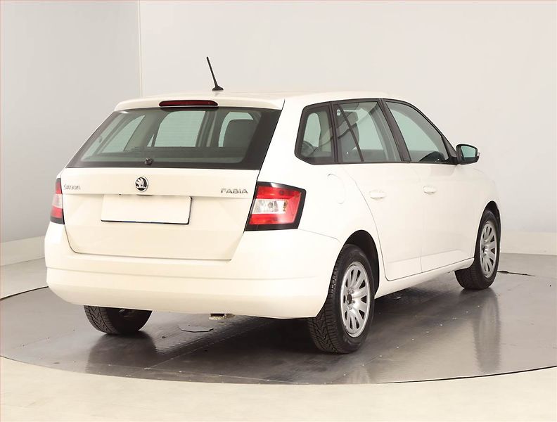 Škoda Fabia (2015) 1.0 - fotka 5 z 17