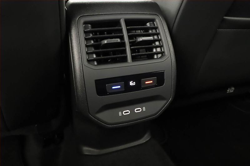 Cupra Formentor (2020) 2.0 TSI VZ 4Drive - fotka 24 z 24