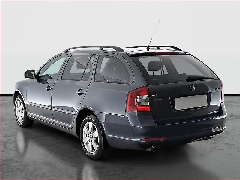 Škoda Octavia (2010) Elegance 1.6, Serv.kniha - fotka 4 z 14