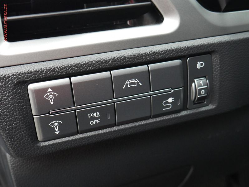 SsangYong Korando (2022) 1.5 TGDi 4x4, 1.maj,ČR - fotka 16 z 25