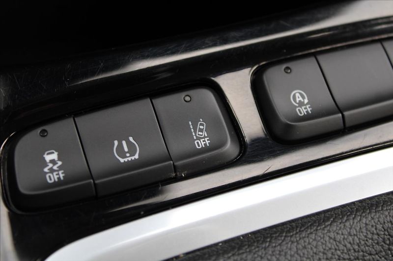 Opel Crossland X 1,2 T  NOVÉ V ČR,1.MAJITEL - fotka 15 z 23