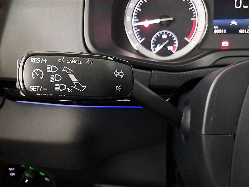 Škoda Karoq (2020) Scout 2.0 TDI - fotka 22 z 25