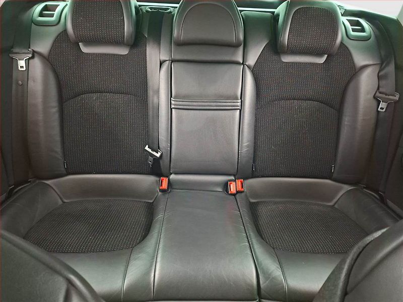 Citroën C5 (2011) 2.0 HDi, po STK, jezdí výborně - fotka 10 z 19