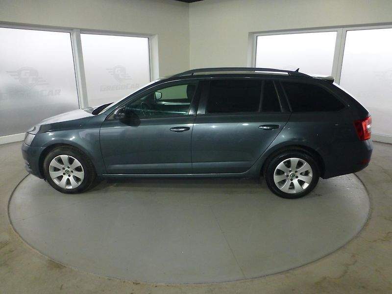 Škoda Octavia (2017) 2,0TDI*NAVIGACE**ALU**PARK.S - fotka 8 z 26