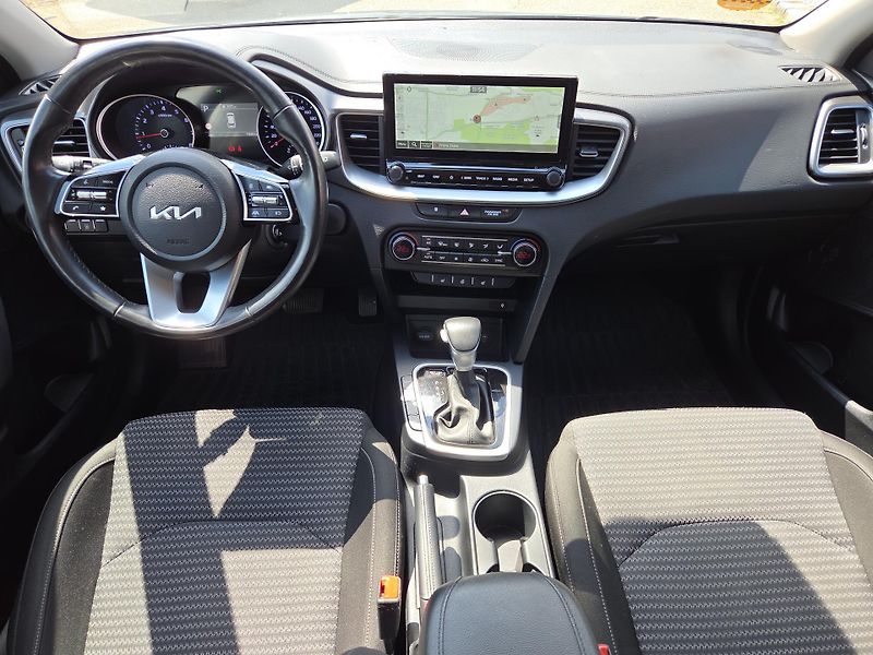 Kia Ceed PRONÁJEM TAXI S ODKUPEM - fotka 9 z 12
