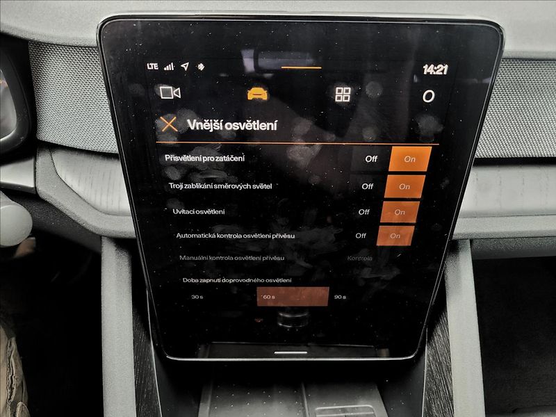 Polestar 2 0,0 300kwAWD,SOH93%,tažné1,5 T - fotka 30 z 50