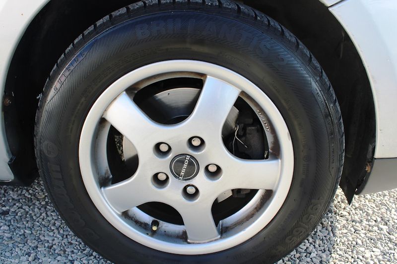 Ford Focus (2007) 1,6i KLIMA EL.OKNA TEMPOMAT  - fotka 19 z 20