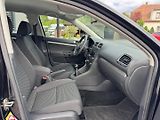 Volkswagen Golf (2010) Variant Comfortline 1.6 TDI - náhled 26