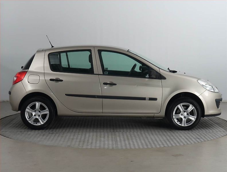 Renault Clio (2007) 1.2 16V , nová STK - fotka 6 z 15
