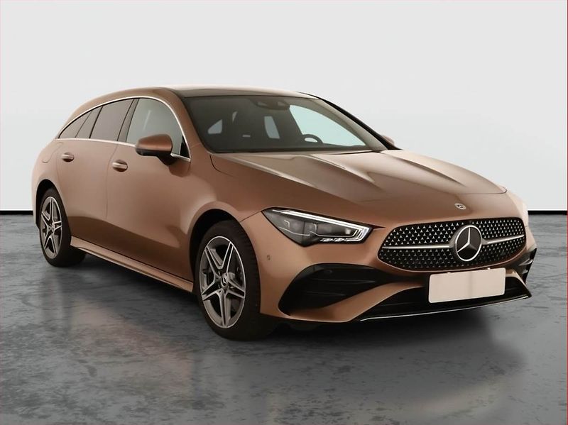 Mercedes-Benz CLA (2023) AMG Paket 250 e - fotografie inzerátu