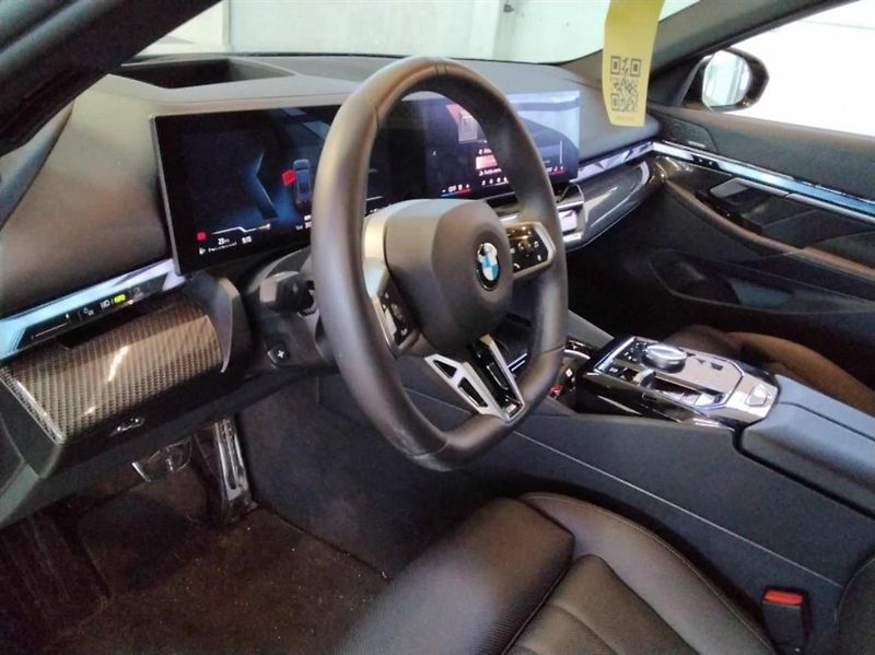 BMW Řada 5 540d xDrive - fotka 5 z 7