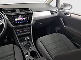 Volkswagen Touran (2023) 1.5 TSI - náhled 8