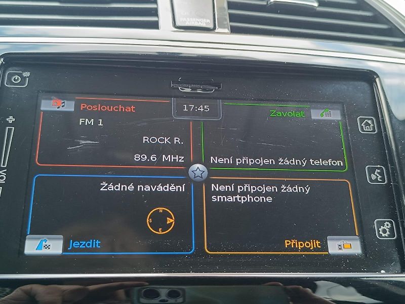 Suzuki SX4 S-Cross 1.4/103kW, COMFORT - fotka 29 z 37