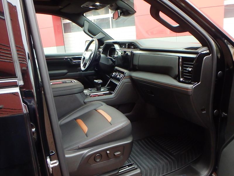 GMC Sierra (2022) 1500 AT4 6.2 V8 - fotka 14 z 30