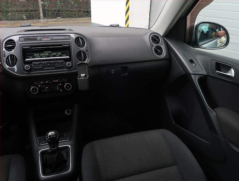Volkswagen Tiguan (2013) 2.0 TDI, Serv.kniha, Tempomat - fotka 8 z 16
