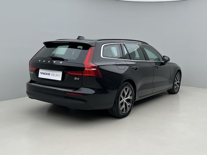 Volvo V60 B4 CORE AUT 1.maj. - fotka 14 z 41