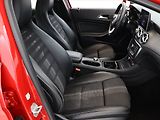 Mercedes-Benz GLA (2018) 180 d, Automat, Serv.kniha - náhled 7