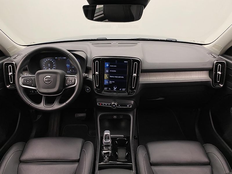 Volvo XC40 T5 RECHARGE INSCRIPTION AUT - fotka 2 z 50