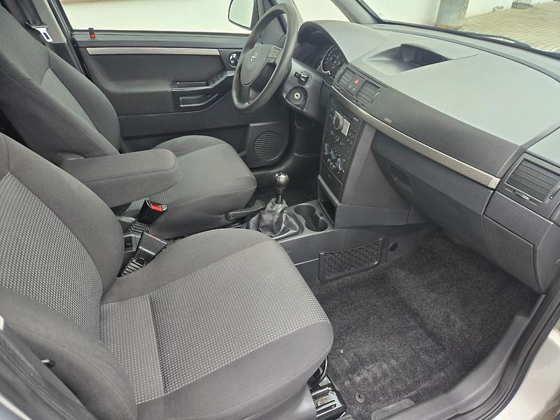 Opel Meriva (2009) 1.6 i TOP STAV - fotka 18 z 25