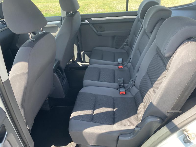 Volkswagen Touran (2010) 1.2tsi77kw sada zimních kol - fotka 12 z 20