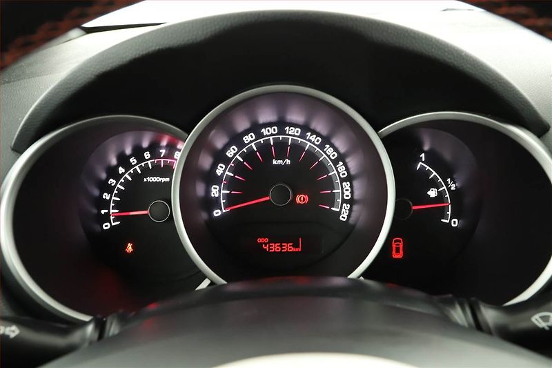 Kia Venga (2018) 1.4 CVVT, ČR,1.maj, Serv.kniha - fotka 8 z 13