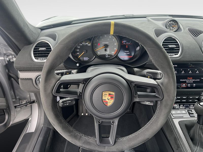 Porsche Cayman GT4 RS - fotka 17 z 26