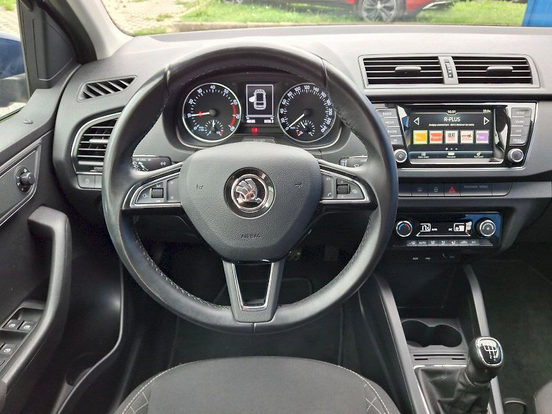 Škoda Fabia (2018) Combi Style 1,0TSi 70kW - fotka 15 z 35