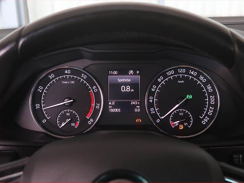 Škoda Superb (2016) Style 1.4 TSI, Automat, Navi - fotka 11 z 20