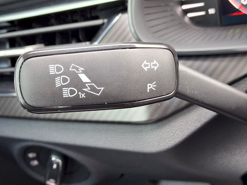 Škoda Kamiq (2024) Monte Carlo DSG 1,0TSi 81kW - fotka 21 z 35